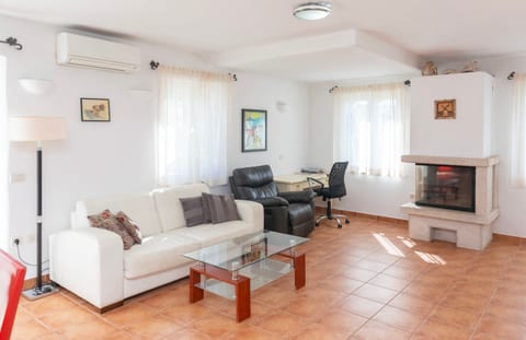 Villa Serena - Unit 51517-61