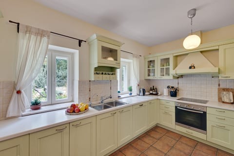 Villa Lipa - Unit 51522-61