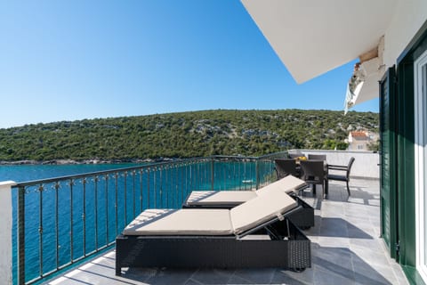 Villa Sine - Unit 51568-61