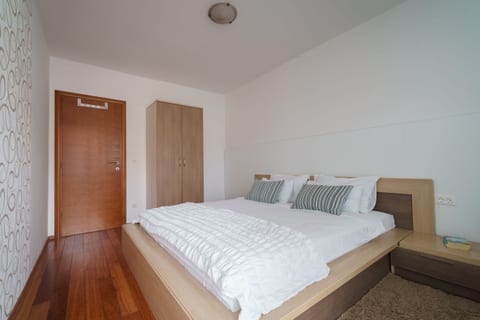 Apartments Valbruna - Unit 51629-61