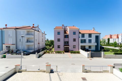 Apartments Valbruna - Unit 51630-61