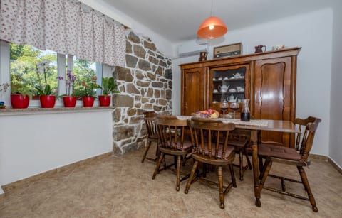 House Predrag - Unit 51637-61