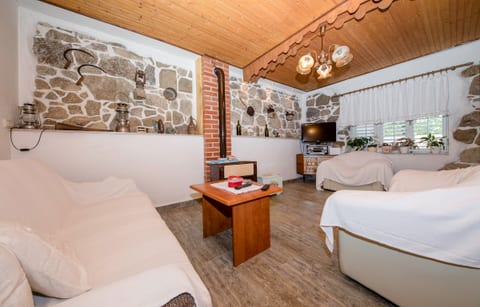 House Predrag - Unit 51637-61