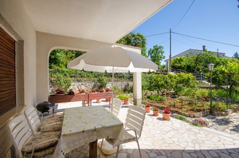 Apartments Mladen Jelica - Unit 51639-61