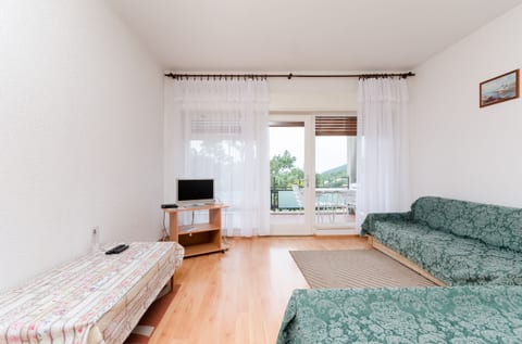 Apartments Mladen Jelica - Unit 51640-61