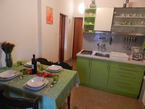 Apartments and Rooms Ana - Unit 51667-61