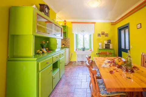House Helena - Unit 51686-61