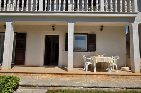 Apartments Mariano - Unit 51688-61
