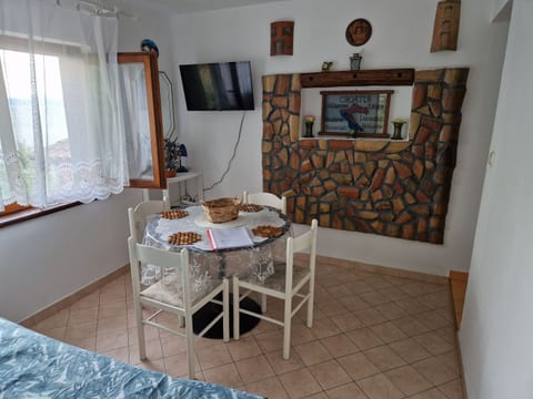 Apartments Zlatko - Unit 205298-5
