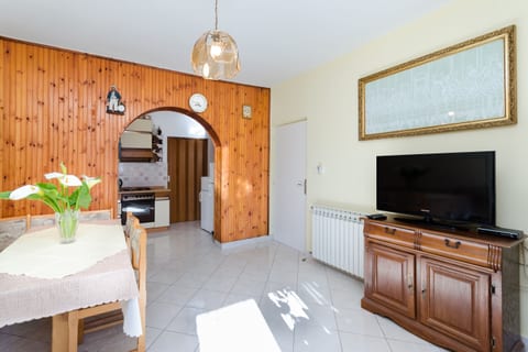 Apartments Rezika - Unit 51910-61