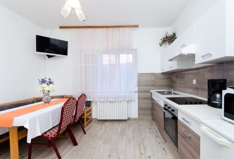 Apartments Rezika - Unit 51911-61