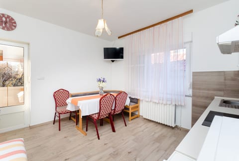 Apartments Rezika - Unit 51911-61