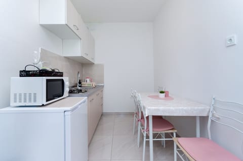 Apartments Cetina - Unit 51948-61