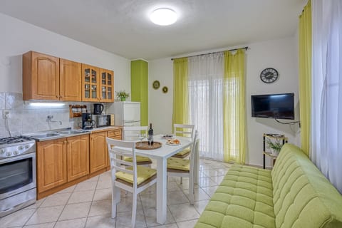 Apartment Marija - Unit 51960-61