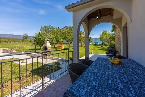House Dorino - Unit 52126-61