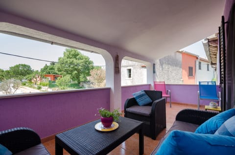 House Rita - Unit 52142-61