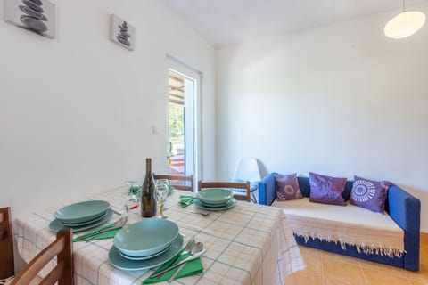 Apartments Davor - Unit 52162-61