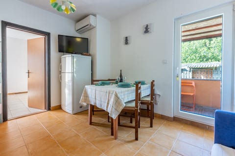 Apartments Davor - Unit 52162-61