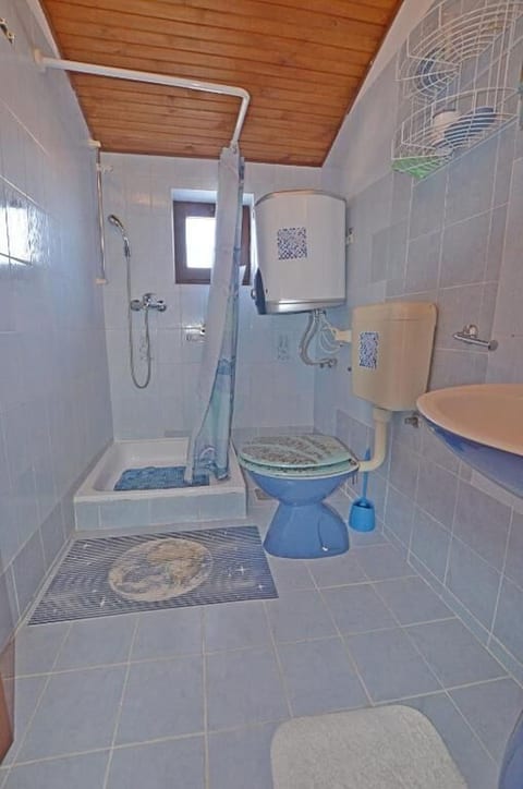 Apartments and Rooms Viktorija - Unit 52166-61