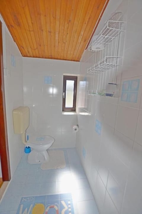 Apartments and Rooms Viktorija - Unit 52168-61