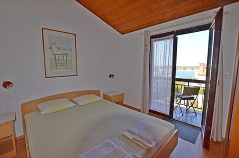 Apartments and Rooms Viktorija - Unit 52164-61