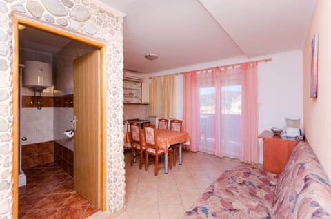 Apartments Rajka - Unit 52229-61