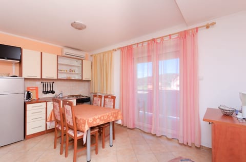 Apartments Rajka - Unit 52229-61