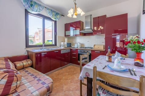 Apartments Ljiljana - Unit 52256-61