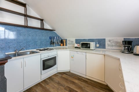 Apartments Ljiljana - Unit 52258-61