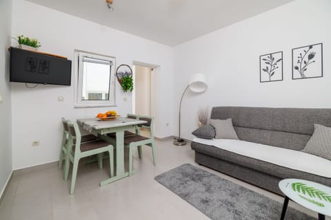 Apartments Rajka - Unit 52263-61