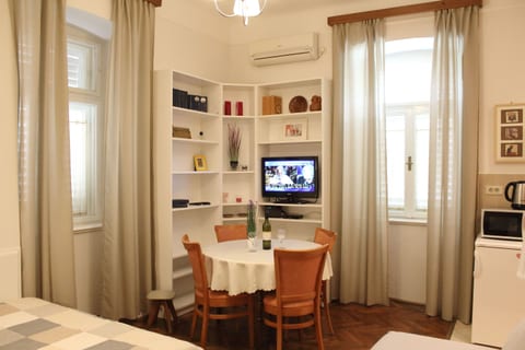 Apartments Rezine - Unit 52283-61