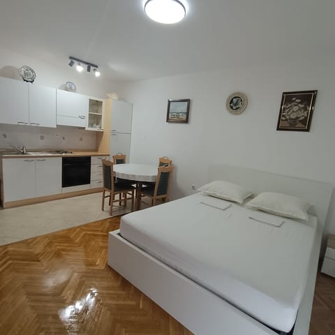 Apartments Ivana - Unit 52336-61