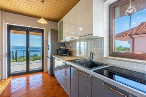 Apartment Klaudia - Unit 52337-61