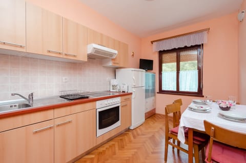 Apartment Ivanka - Unit 52376-61
