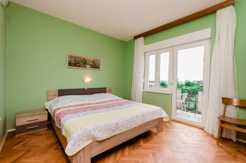 Apartment Ivanka - Unit 52376-61