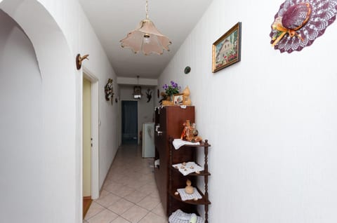 Apartment Anica - Unit 52380-61