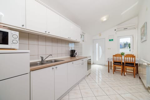 Apartments Marija - Unit 52470-61
