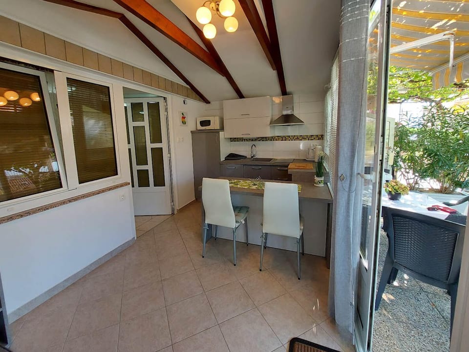 Apartamentos y Habitación Boris - Unidad 52493-61