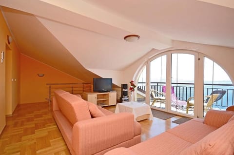 Apartments Ivanka - Unit 52533-61