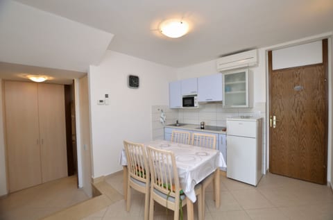 Apartments Marija - Unit 52552-61