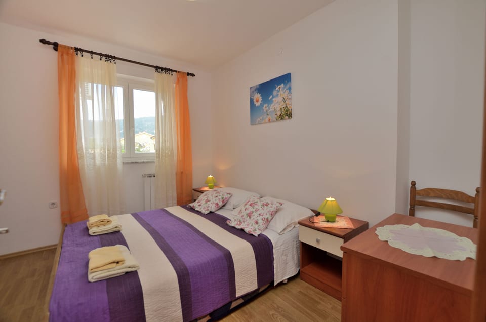 Apartments Kristina - Unit 52556-61