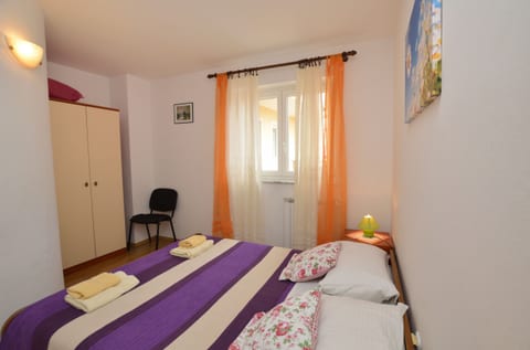 Apartments Kristina - Unit 52556-61