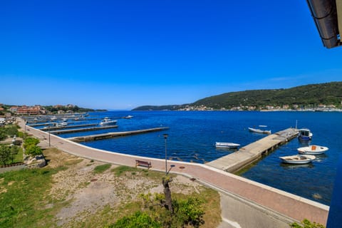 Apartments Darko by the sea - Unit 52598-61
