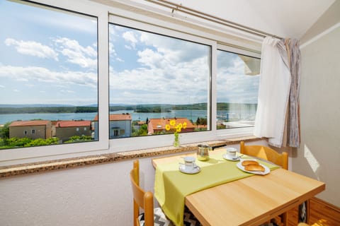 Apartments Krunoslav - Unit 52622-61