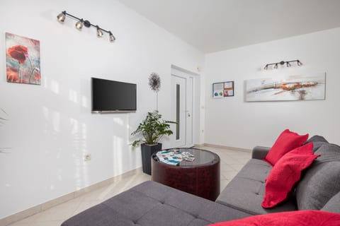 Apartments and Room Slavica - Unit 52659-61