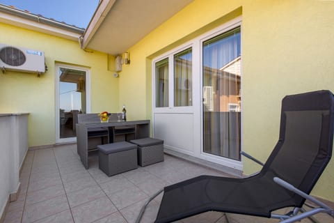 Apartments and Room Slavica - Unit 52661-61