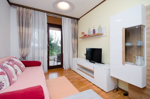 Apartments Ivanka - Unit 52665-61