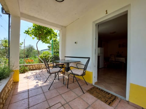 Apartments Marica - Unit 52672-61