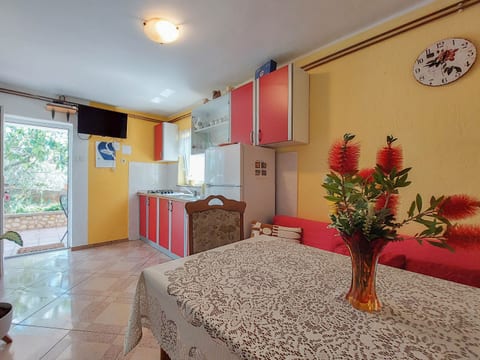 Apartments Marica - Unit 52672-61
