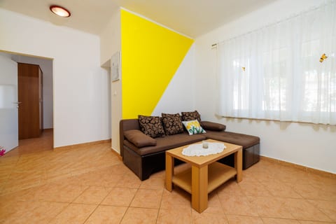 Apartments Ljubica - Unit 52695-61